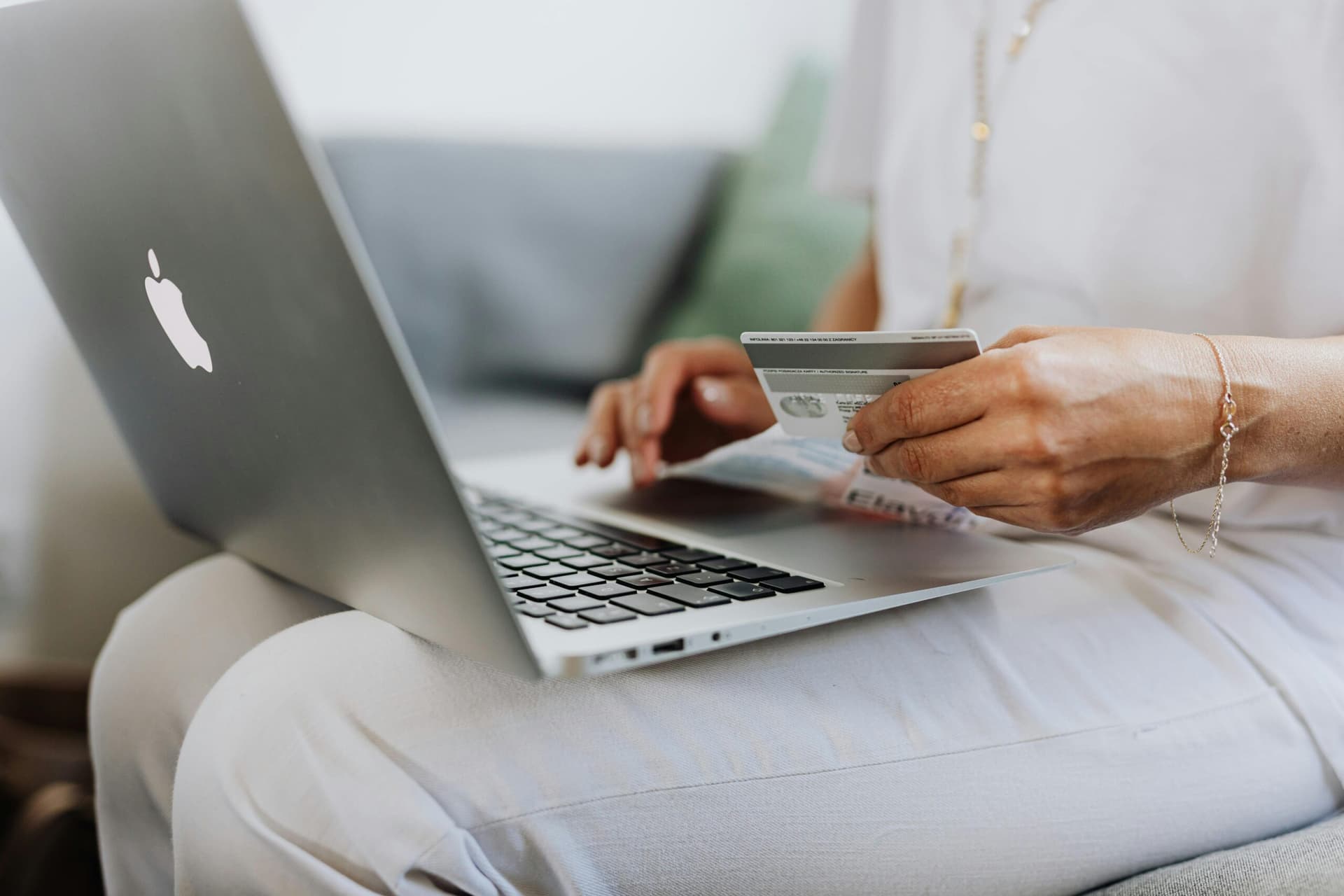How to Make E-commerce Websites Accessible for All Users